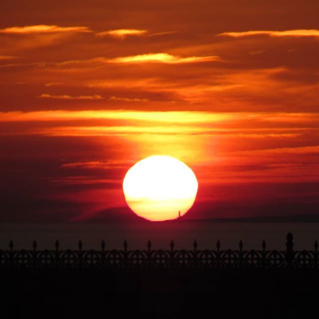 NickVagus's tweet photo. #sunset #sunset #Marseille #mediterranean #mediterraneo #cathedralelamajor #sunsetphoto #_cotedazur #sunsetporn #sunsetphotography #photographie #sunset_stream #sunset_photo #Lecoucherdesoleil #soleil #sundowner #igersfrance #igersMarseille #igerssunset … https://t.co/RF4mUrmLnH https://t.co/bn3Z4uQIZr