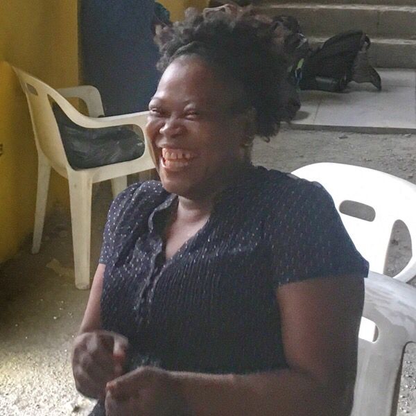 ChanjeMovement's tweet photo. You know your community is growing when you have friends to laugh with! #HaitiansAreTheHeroes #Chanje #Haiti https://t.co/SWjjDlhe30