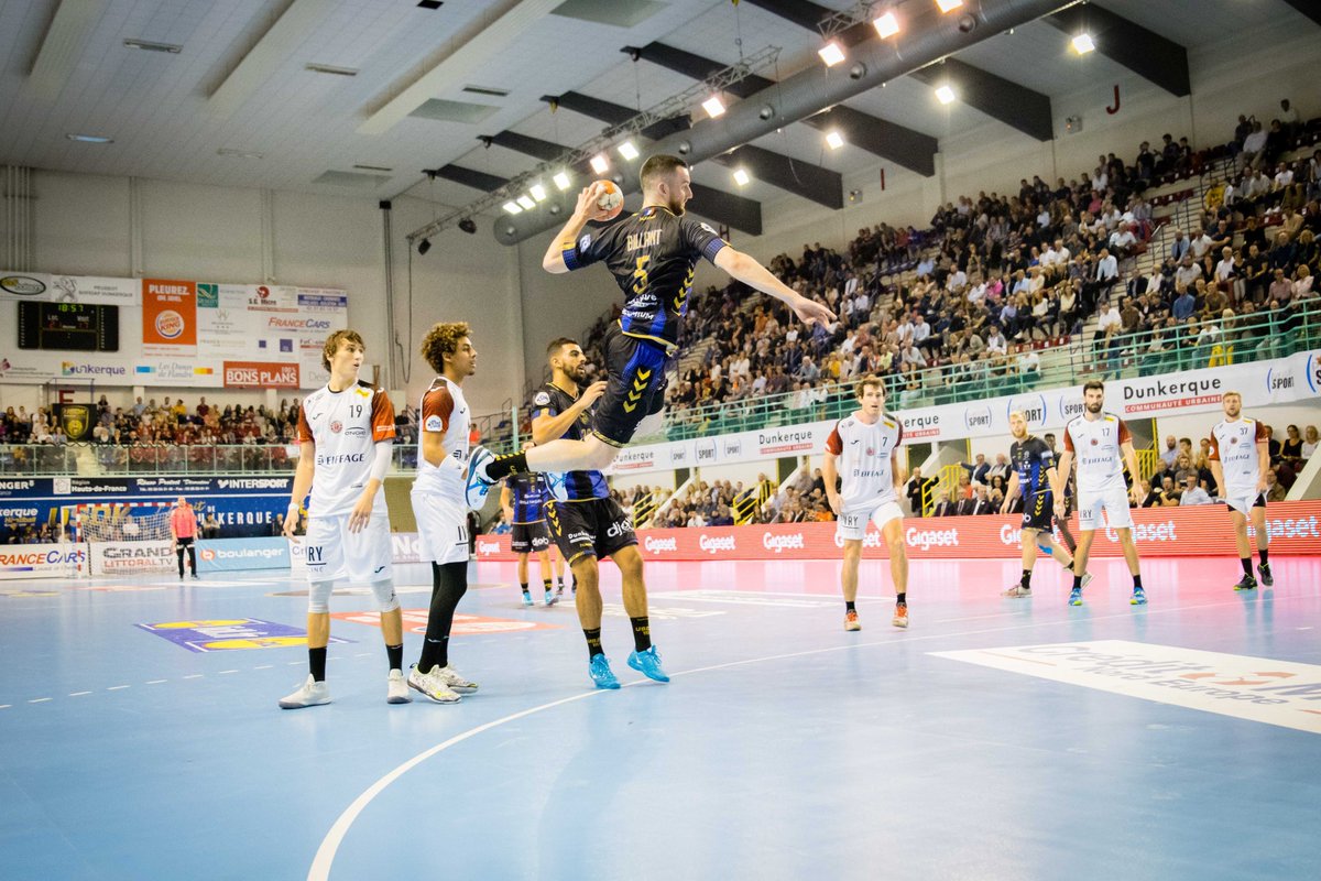 USDKDunkerque's tweet photo. #J04LSL📸 Les photos de la rencontre #USDK vs @USIvryHB, c'est par ici➡https://t.co/VkQQC5p8hY ©Emmanuel Durieux #LEspritdeDunkerque https://t.co/GkTlHJHM4Z