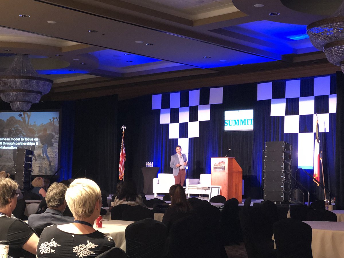 txtravelnews's tweet photo. Final #txsummit18 keynote speaker Mo Parikh with @bandwango helping Texas Travel Summit attendees reimagine their destination marketing. #txsummit18 #destinationmarketing https://t.co/YXjQocCzLB