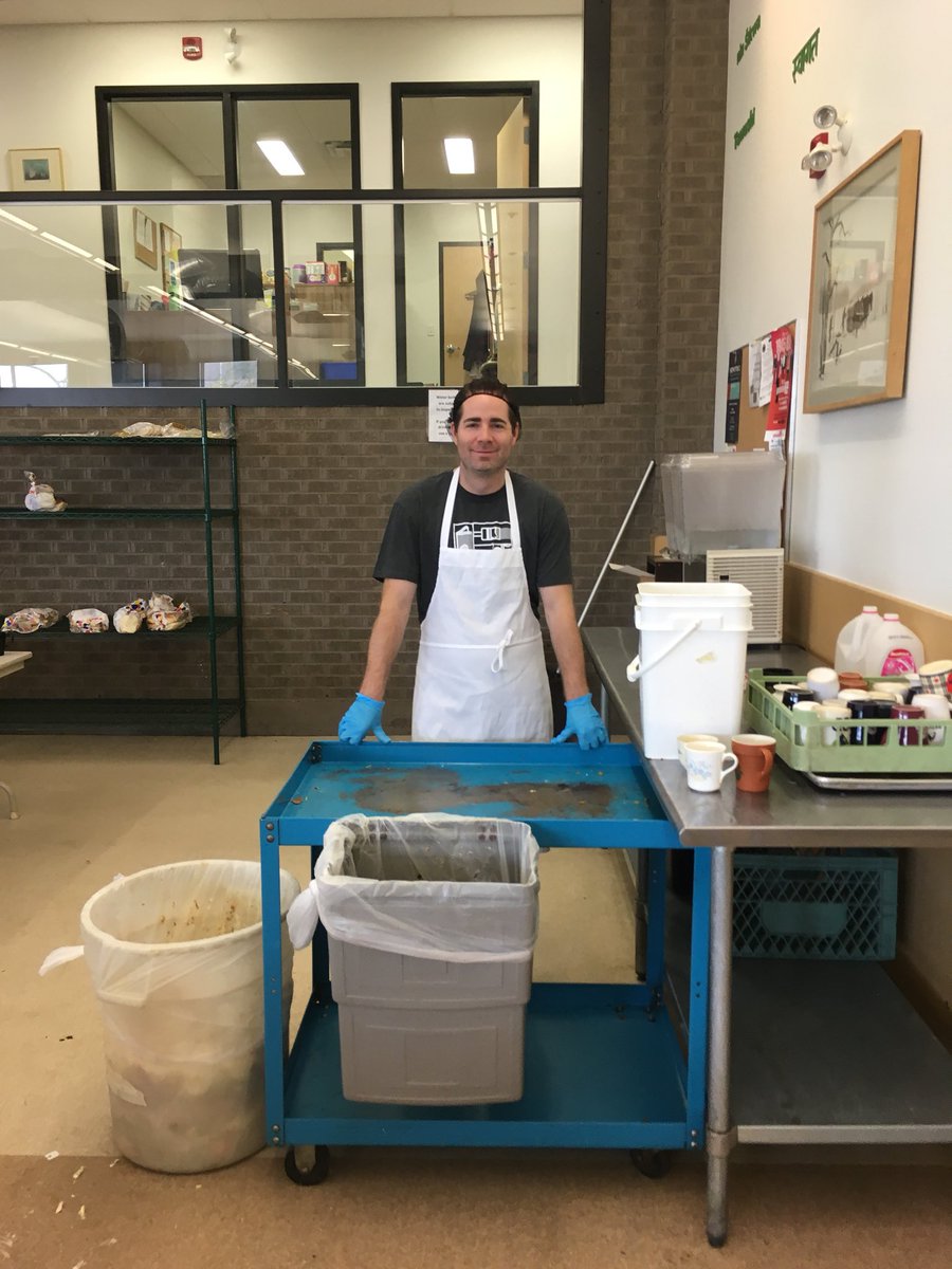 KevinLasiuk's tweet image. Today is @Stantec in the Community Day! Staff from the Saskatoon office helped to serve a delicious lunch at the Saskatoon Friendship Inn. Over 500 plates served! Thanks @SaskatoonFriend and @UnitedWayStoon #locallove #stantectogether