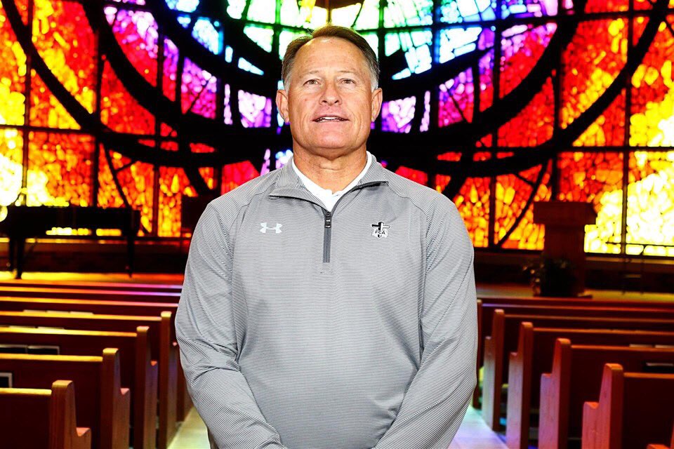 hputxsports's tweet photo. Today, we mourn the passing of a crucial part of our community, Tony Daniel. Tony was the area director of Fellowship of Christian Athletes (FCA) for our area and a huge part of making Christ known not only around our small campus, but the world. Thank you, Lord, for Tony Daniel. https://t.co/8qDc0jAiO9