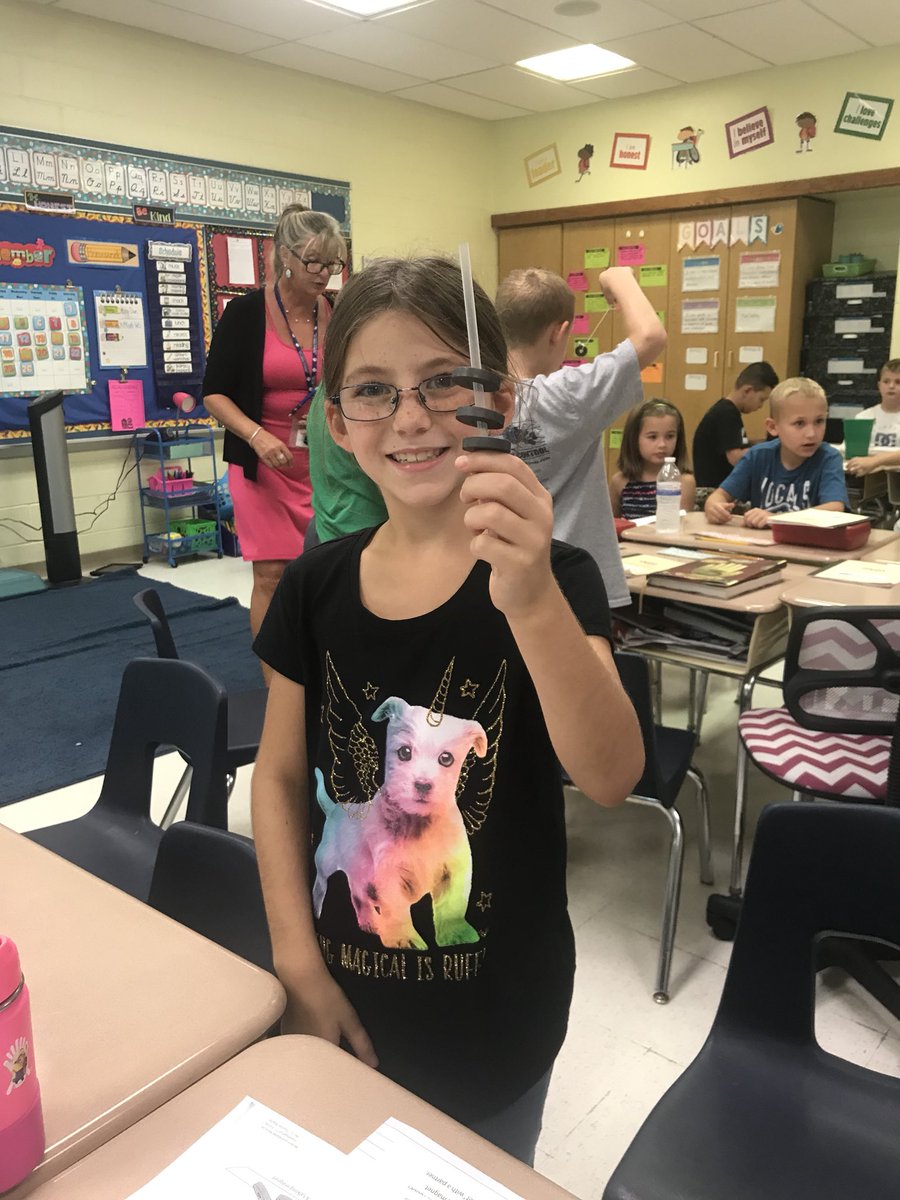 Mrs_Casaletto's tweet image. We loved our first FOSS science experiment in the motion and matter unit! The floating paper clip was a huge hit! #fossscience #ccspride #laceypop #room22