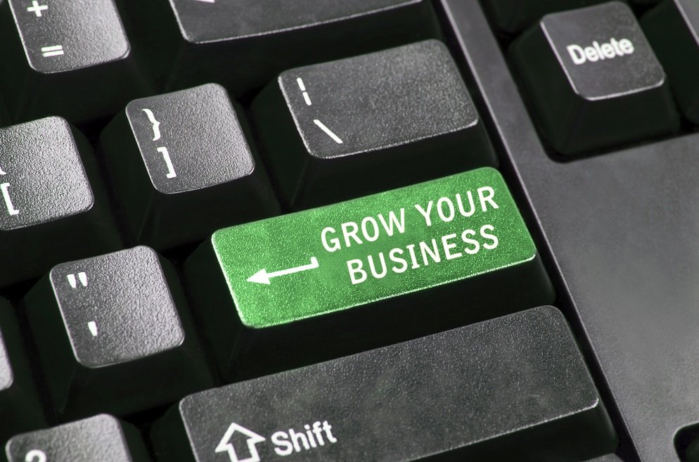 LocalfinderBiz's tweet photo. Check out our new article: How to Grow Your Business Online (Our 13 Secrets Revealed!) https://t.co/oVplZTo1RC #SEO #SocialMedia #ContentMarketing #BusinessBuildingTips https://t.co/f4TZtSTe57