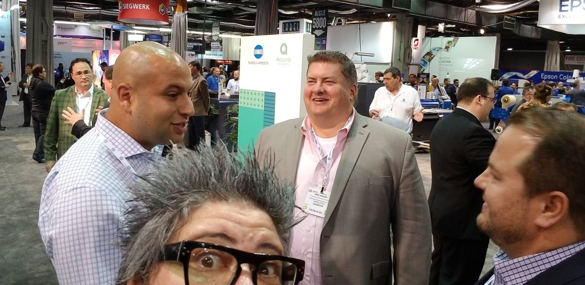 PrintMediaCentr's tweet photo. A little drive by with @ErikHoldo @KonicaMinoltaUS, @Kevin_Abergel @MGI_USA, and Daniel from JetFX ... weeeeee!!! #labellovers #Labelexpo https://t.co/Oy1OP5yYKo