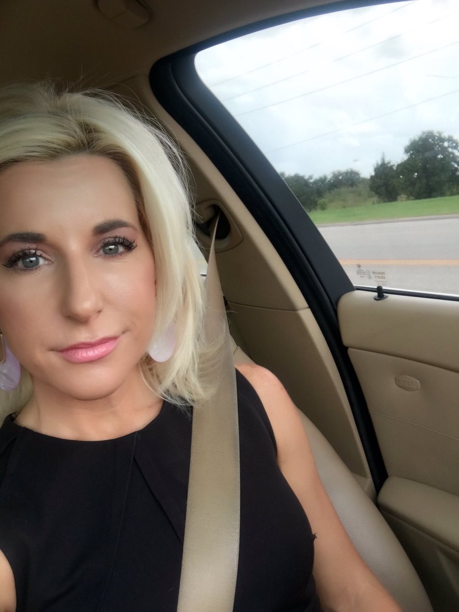 VanessaKENS5's tweet photo. Hello humidity....
oh how I’ve missed you... 
🙅‍♀️SAID NO TEXAN EVER!!! 
#hatehumidity #badhairday https://t.co/CS2mWckt4v