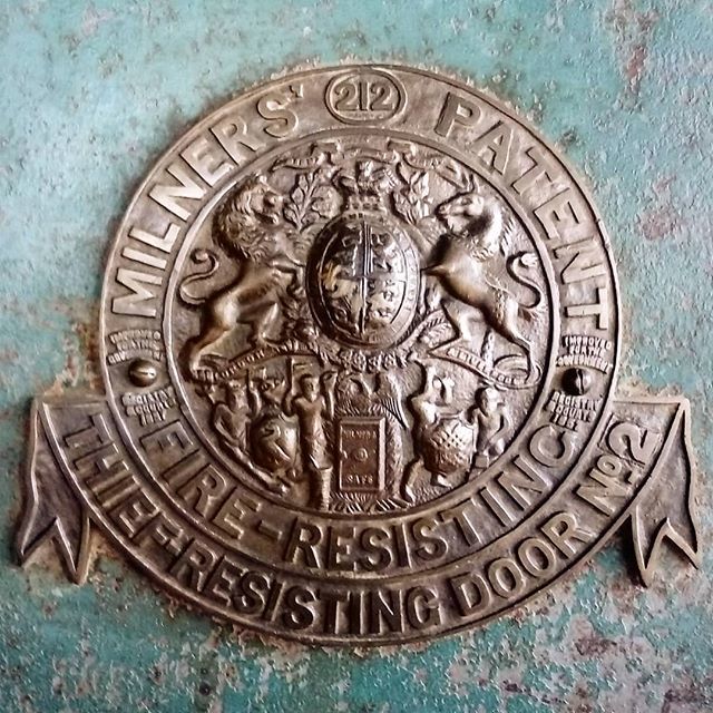 ConceptDevS's tweet photo. Coffee protection

The door from the old bank safe taking pride of place in the new bakery and coffee shop.

#safe #bank #door #fireresistant #thiefresistant #bakery #cafe #design #logo #interiordesign #artordesign #ireland_insta #ireland #irelandsancien… https://t.co/v5yDeonkg8 https://t.co/b63AqQONaq