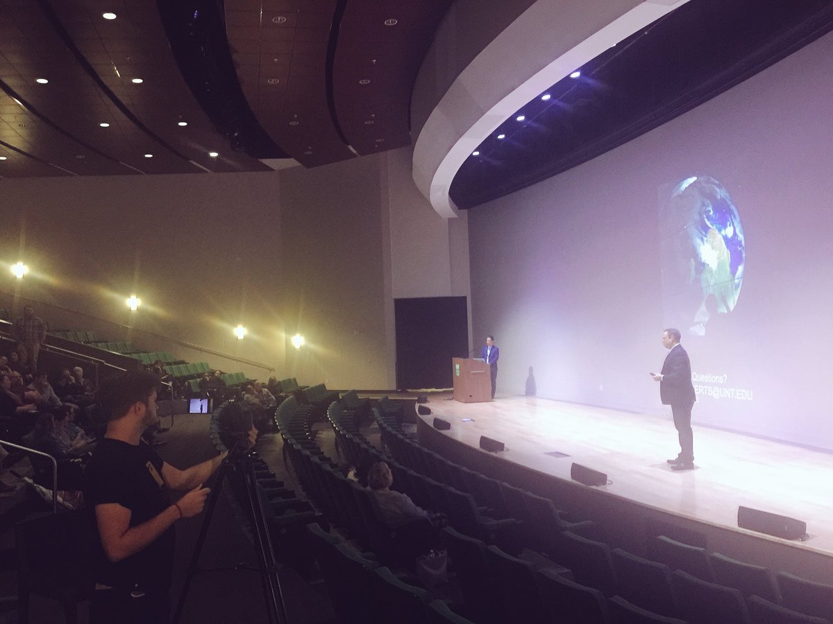 UNTScience's tweet photo. Thank you to everyone who came to our SMART Talk with Dr. Roberts of AERI, @RECOVER_GOMRI, and #UNTBiology! It was an excellent presentation followed by an engaging Q&A with our #UNTcommunity. We look forward to the next one! #UNTproud https://t.co/2Wo05HrBLK