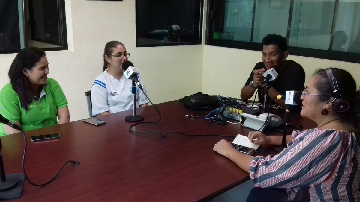 HEPChiapas's tweet photo. #Entrevista 📻 El Hospital Regional de Alta Especialidad "Ciudad Salud", promueve la cultura de la #DonaciónAltruista en el Programa Nuestra Ciudad, transmitido a través de @radionucleo por el 90.7 #Tapachula, Conducido por Lilia Sorcia  y Omar Kin

#SíALaDonaciónDeÓrganos #HRAEs https://t.co/Iam0vioohJ