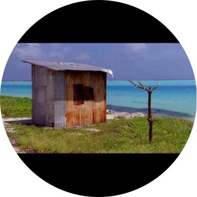 ahmed_nihan's tweet photo. Raees Nasheed @anedhivehirajje Manikufaanu Ge mi vagu Acc DP ga mifennanee  Manikufaanu Dhoonidhoogai MAG ge sarukaarun hayyaru koh behetti kahala Golhi eh ge photo tha? https://t.co/4p8nkBsFJg