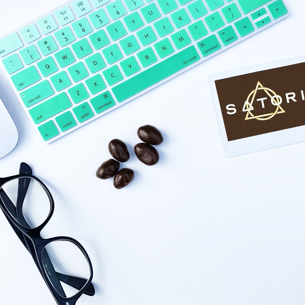 SolfulCA's tweet photo. Satori Chocolates Salted Caramel Cacao Beans in Dark Chocolate is one of the tastiest #edibles at Solful! At 10mg #THC per bite, is an easy way to use it on a #workday for benefits like #creativity and focus-enhancement! 

https://t.co/2xR6jHqCV1 https://t.co/gaHqombHvb