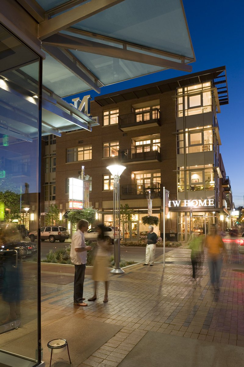 There is no better feeling than seeing people use the spaces we design 👏

Clayton Lane, Cherry Creek North by #studioINSITE

#placemaking #landscapearchitecture #landscapedesign