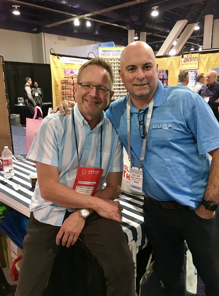 barrelomonkeyz's tweet photo. We are currently at the Nation's Largest Gift Show in Fabulous #LasVegas. Check out some of these great photos including one of our great clients @BelvedereEx from earlier today!
More Creativity. More Ideas. More Fun.
#BoM #BarrelOMonkeyz #VivaLasVegas #GiftShow #ResortShow https://t.co/yLGEHFTWcN
