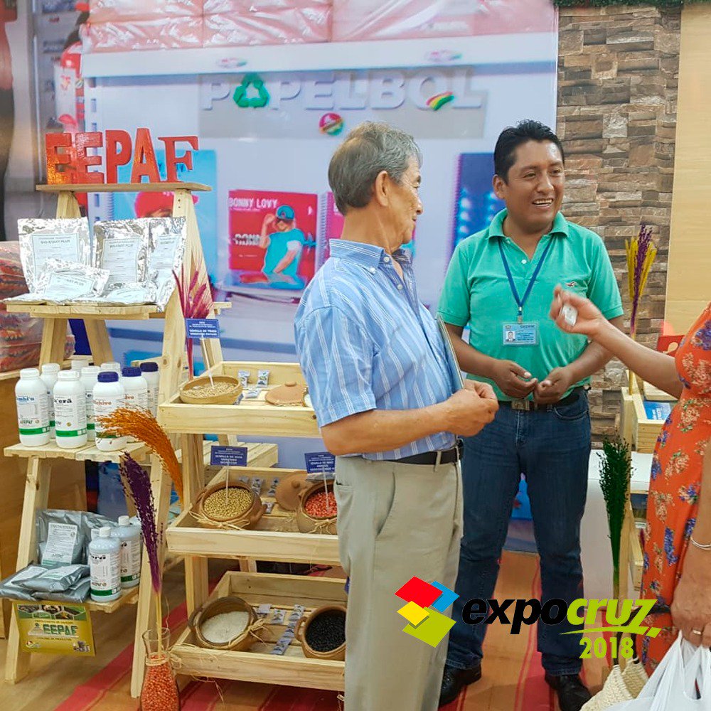EEPAFBolivia's tweet photo. Estamos en #Expocruz2018 , visítanos en el stand del Ministerio de Desarrollo Productivo y Economía Plural.

¡Te esperamos con mucha información sobre abonos y fertilizantes que ayudan a tus cultivos !🌱🌾🌿🍊🍅🌽
#BoliviaDignayProductiva
#MadreTierra
@mdpye https://t.co/HZnBvq24gv