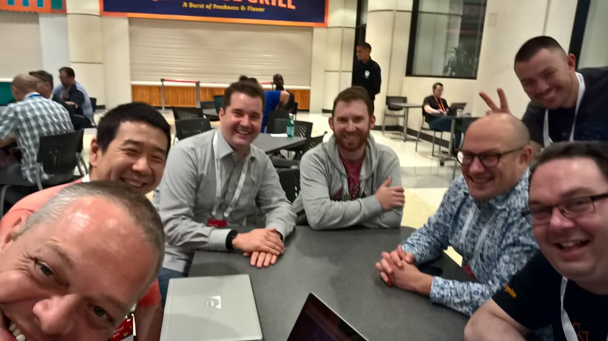 Xeeva_D3's tweet image. Rocking intro session and deep dive on all things IOT - We are coming home with revolutionary ideas to modernise the workplace #msignite #d3ignite - Thank you for your time @descapa and Jaron