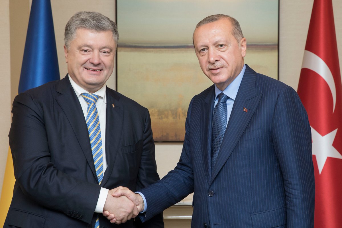 Під час зустрічі з Президентом Турецької Республіки <a href="/RT_Erdogan/">rt_erdogan</a> закликав турецького колегу сприяти у звільненні українських громадян – політичних бранців Кремля.