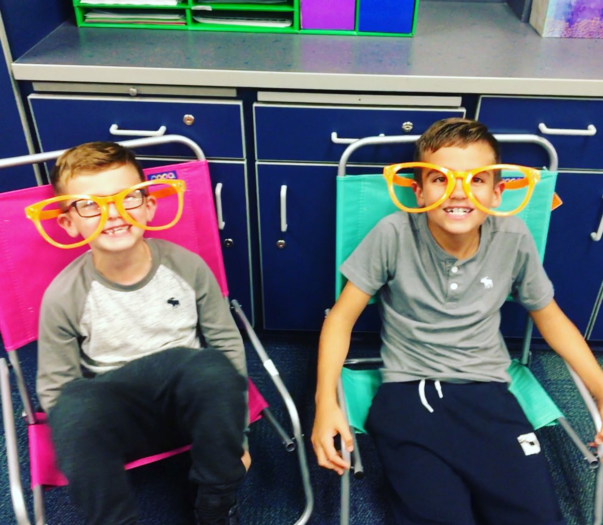 coonskt's tweet photo. Open house shenanigans with these crazies! 🤓🤓 #nicholasbrandon #benjaminjon #ncsdlearns #flexibleseating https://t.co/LFaG9rnyU9