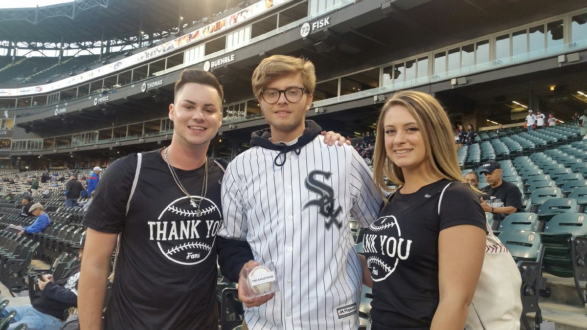 Chicago White Sox on X: We love you, Sox fans!  / X