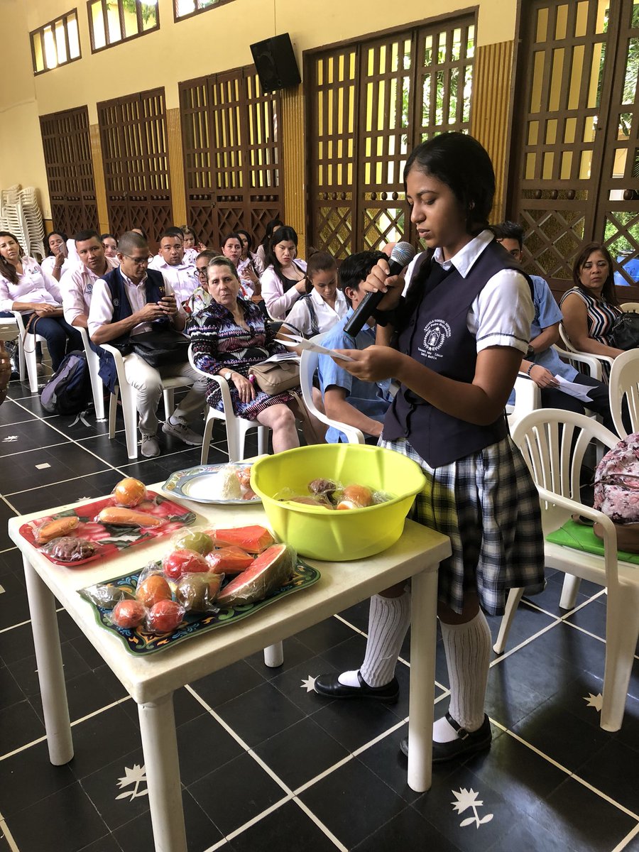 paesantamarta's tweet photo. En el taller se trataron aspectos financieros, nutricinales y técnicos que buscan optimizar la operación del programa. Gracias a cada uno de los participantes de este taller qué día a día se esfuerzan por mejorar la calidad del PAE en sus instituciones 👏🏼👏🏼 https://t.co/9V0ecndWRE