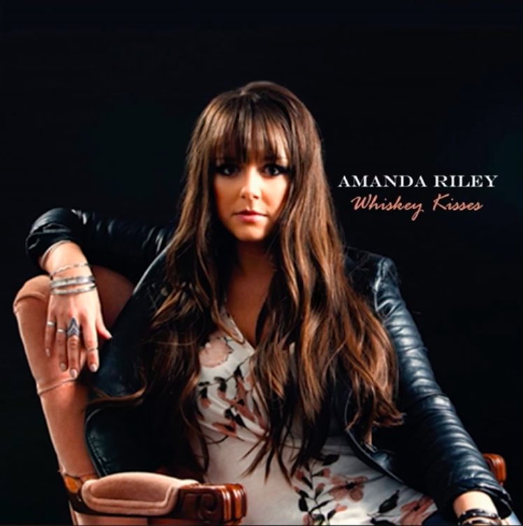 Can't get enough of <a href="/amandariley22/">Amanda Riley</a>'s "Whiskey Kisses" on #WhiskeyWednesday..Jam with Amanda's rockin' song from her EP #WhiskyKisses

Listen Here ➡️ youtu.be/3At2ilC3Yyw 🎶

Get Amanda's EP #WhiskeyKisses on
iTunes apple.co/2NlqUDh

#CountryMusic #Country #Highwayfind