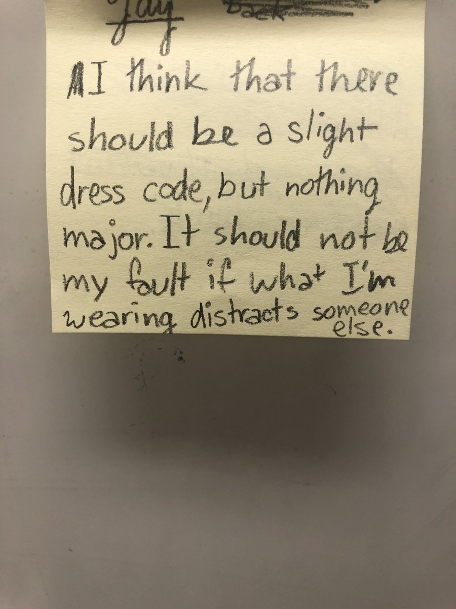 misshacksclass's tweet photo. Did an interactive “tug of war” today. Majority disagree with having a dress code, however both sides raised some valid points. What are your thoughts?? #learningtogether #engagedcitizens https://t.co/DrMHmIZ1xK