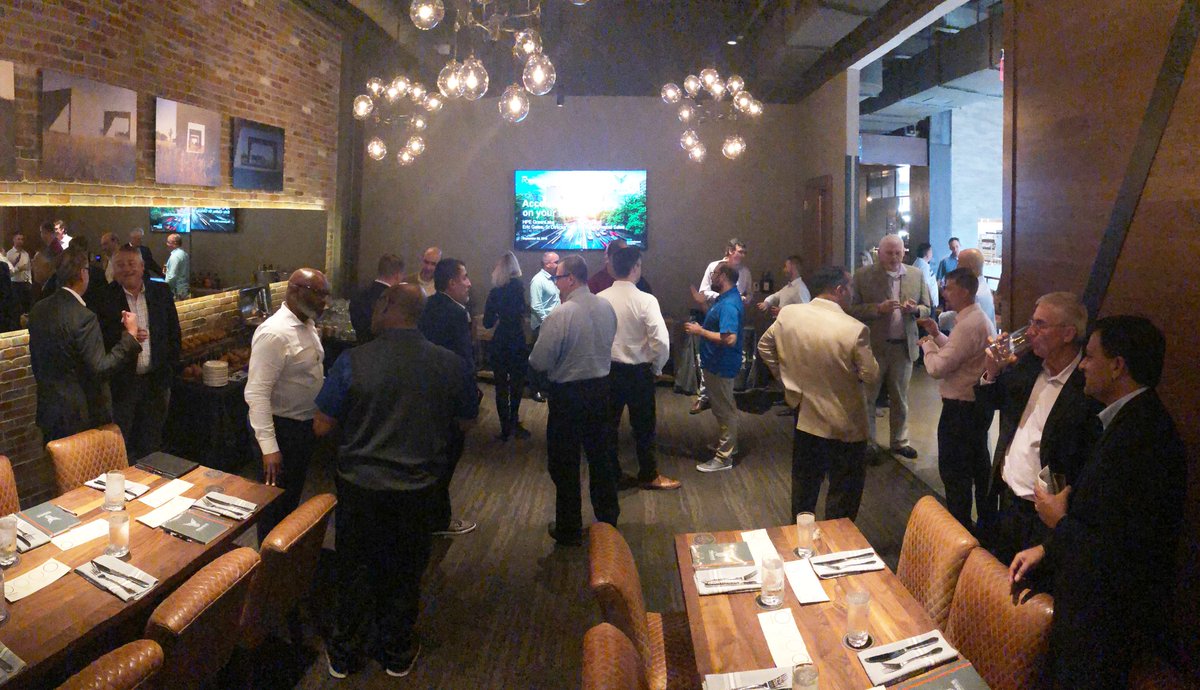 Pegasus__Tech's tweet photo. It’s a packed house! These local #DFW CIOs are ready to hear about @HPE #Greenlake #FlexCapacity, followed by a private whiskey tasting at Haywire! Contact us for info about pay-as-you-go consumption-based IT. https://t.co/tNCfKmDtOf