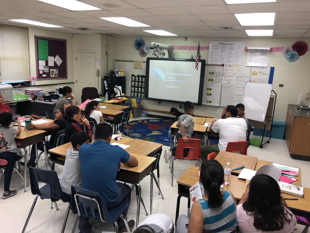 DrJGillAP's tweet photo. Great turn out for our 1st Math Workshop for Parents (K-5)!! @MsAshleyQueen @MelodyLocher @NBoonePrincipal @cathycameron14 #weRUNasONE #WeAreFamily https://t.co/nhLZsXcP3t