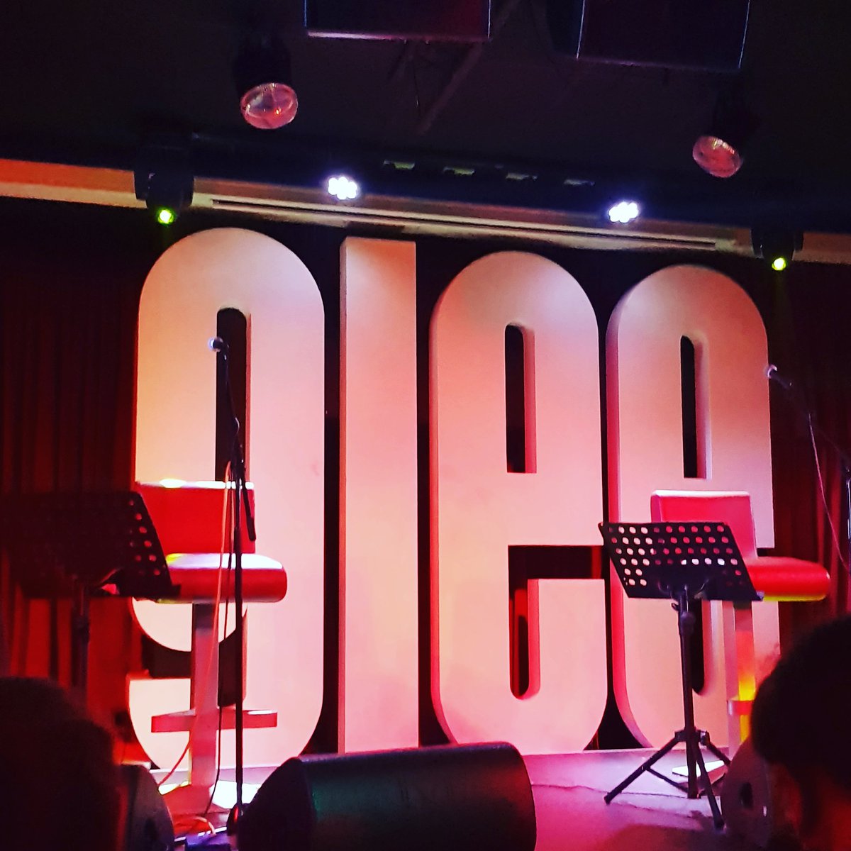 TheEatsMidlands's tweet photo. Absoutely brilliant set from @TheStephenLynch tonight at @GleeClubBham...someone we have wanted to see for a long while and surpassed all of our expectations! #Omaha #bluebird https://t.co/0Y0EUgT0iL