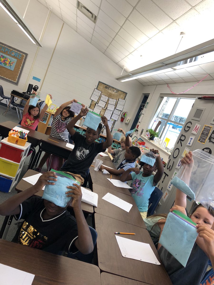cmorrill3rd's tweet photo. mad scientist day! #wegotslimed https://t.co/scUlwV2ii6