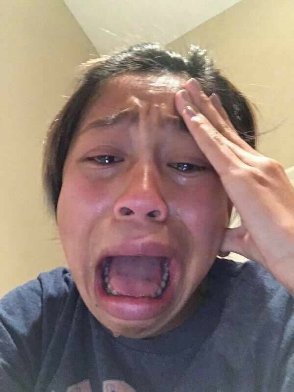 jikwokd's tweet photo. o jungkook ta de aparelho ngm toca em mim eu tô sensível chorando em luto pelos dentinhos de coelho https://t.co/REijskmeL3