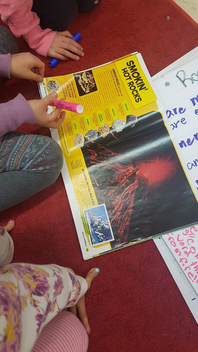 Soaringingrade3's tweet photo. Students looking for interesting facts about rocks and minerals at our non-fiction literacy station. #cbeliteracy #hawkwood3s https://t.co/PZaqJ7U8nm