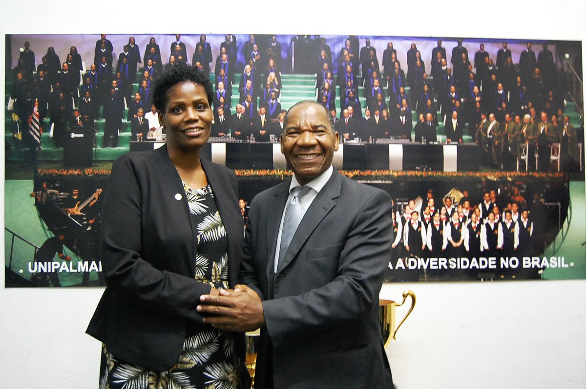 zumbidospalmares.edu.br/dra-valeria-sa…

#valeriasantos #valériasantos