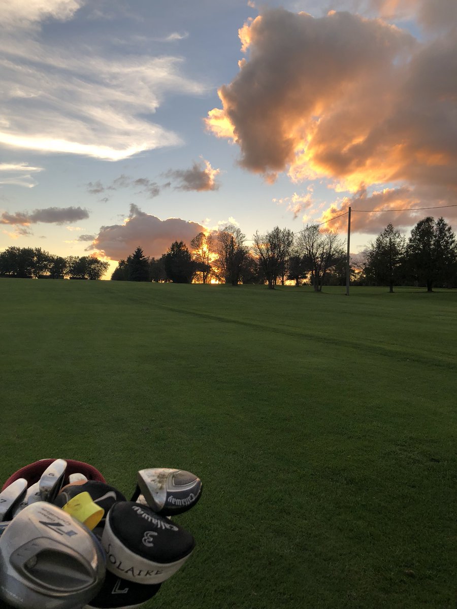 Last night at <a href="/BushwoodGolf/">Bushwood Golf Club</a> where is everyone? Gorgeous night!