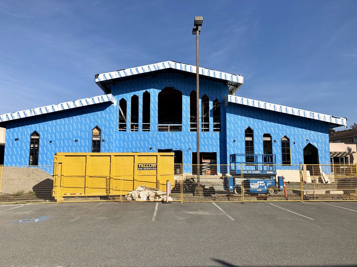 claytonimoo's tweet photo. T-minus 3 months! #newchurch #godsbuilding #justintimeforchristmas https://t.co/JZQeUEmRX5