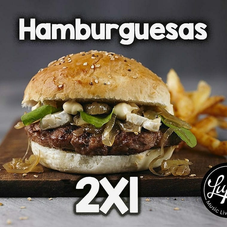 LupiaBar's tweet photo. El unico 2x1 en hamburguesas de Padua lo encontras los miércoles sobre Directorio 298, esquina Chubut ⏬ https://t.co/mYVxAJjkAX