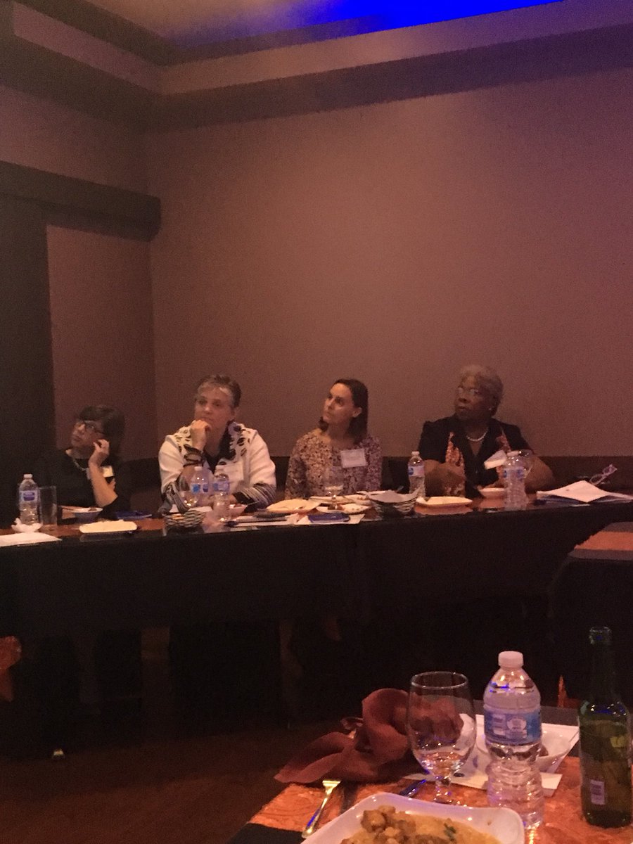 GoachPA_DukeGI's tweet photo. @Duke_GI_  IBD group plus friends present #EBM case of pain preventing rectal exam. @JKMThacker Dr. Thacker says if pt leaves without knowing what is wrong, we haven’t done our job. #ibd https://t.co/vbJnEHKFfy