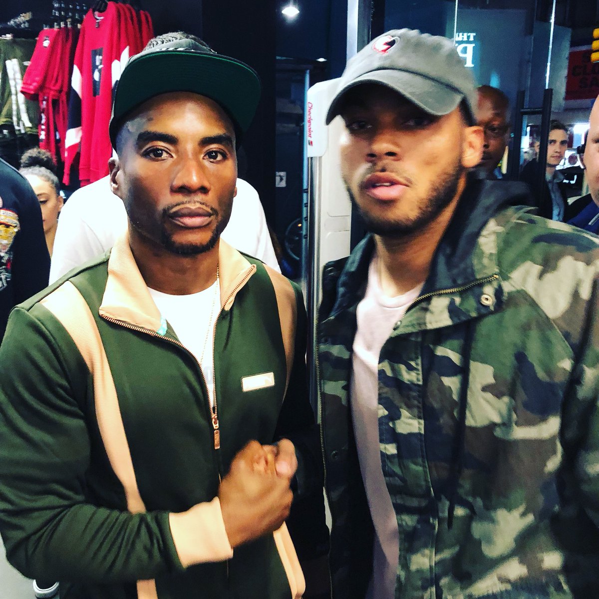 sdarnellart's tweet photo. Linked w/ @cthagod #BlackExcellence #thebreakfastclub  #alabama @breakfastclubam   The Rise Of Steelo Green available now (link in bio) https://t.co/UfhnNpI5mf