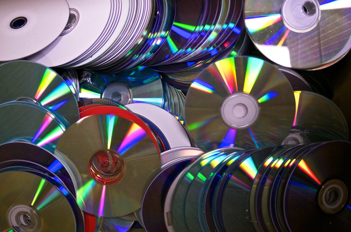 billboard's tweet photo. CD sales are not dying, but they are heading towards niche status like vinyl https://t.co/bdP6VUxrhg https://t.co/YSEvnTFGfr