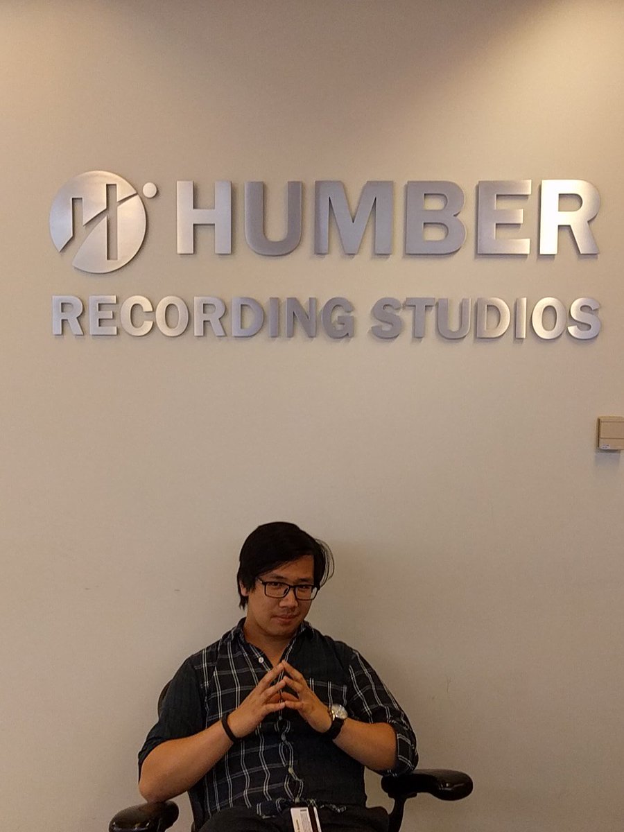 SaxDaddio's tweet photo. Workin' hard, or hardly workin'? #humberblitz https://t.co/wftdBpyFOY