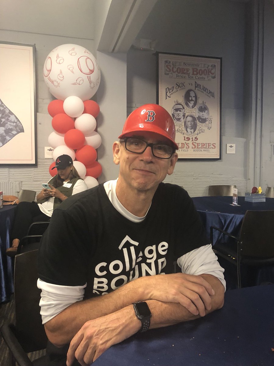 uncorneredUS's tweet photo. Excited to celebrate 15 years of #NeighborhoodBuilders with fellow nonprofit partners and 2018 winners #DailyTable & RIZE. Thank you @BankofAmerica https://t.co/m6nxRzpSBB