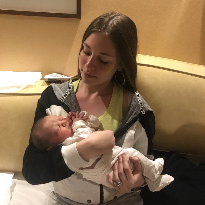 Watch Mari🪬's leaked NSFW photo on TwXstars