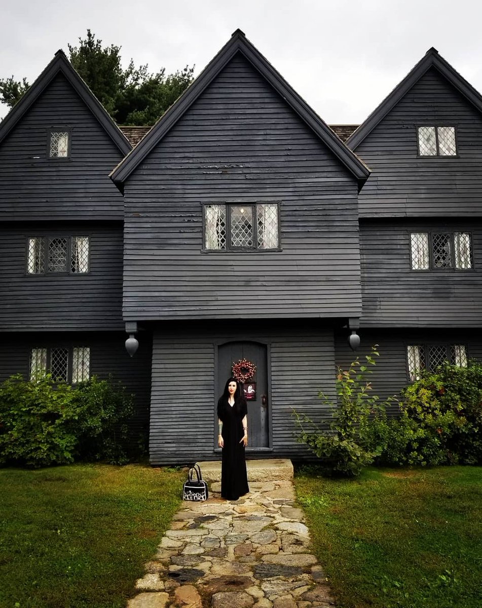 Alexandra🐜🪦 tweet media