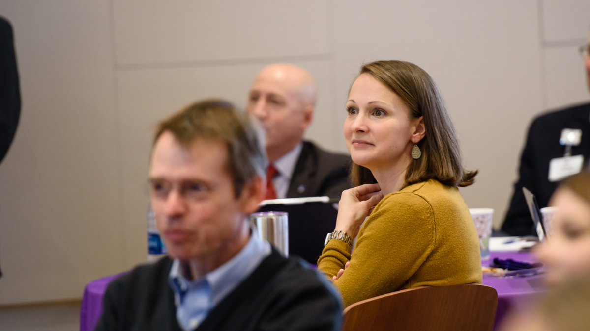 Hey @ClemsonStudents: know that even after you graduate from the CoE, we’re here for you. We’re now offering development seminars for alumni &amp; early career teachers. Why? Because we want to see you succeed! 🙌🍎📚
👉 bit.ly/2xzGhyH
@InsideClemson <a href="/ClemsonPrez/">Clemson President</a>