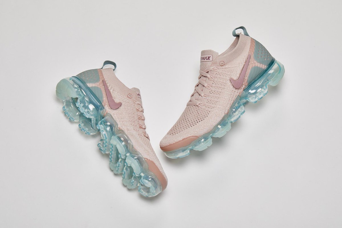 nike vapormax smokey mauve