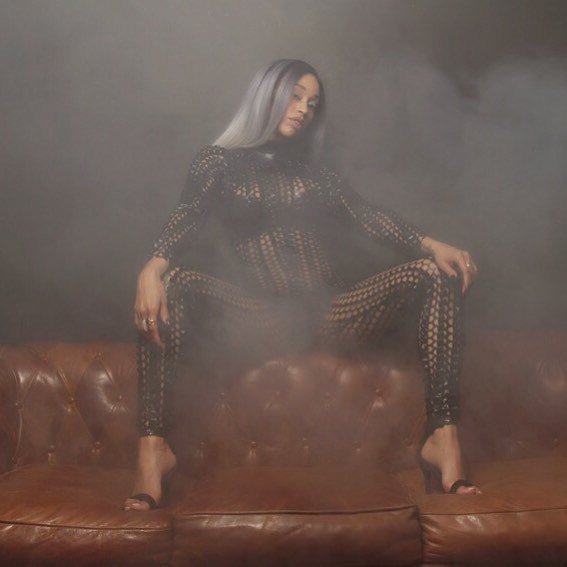 Freshheadz's tweet photo. [New Video] Talinka – “Rose Loser” @talin_k https://t.co/Em6h72pRQg https://t.co/JSu9rG0EHI