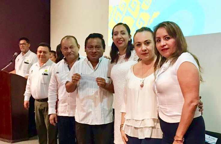 ENI_QROO's tweet photo. Estrategia Nacional de Inclusión impulsa el fortalecimiento de los planteles adscritos al Programa Escuelas de Tiempo Completo @GobQuintanaRoo
@Sedesol_QRoo
@EducacionQR https://t.co/QILpce0j05