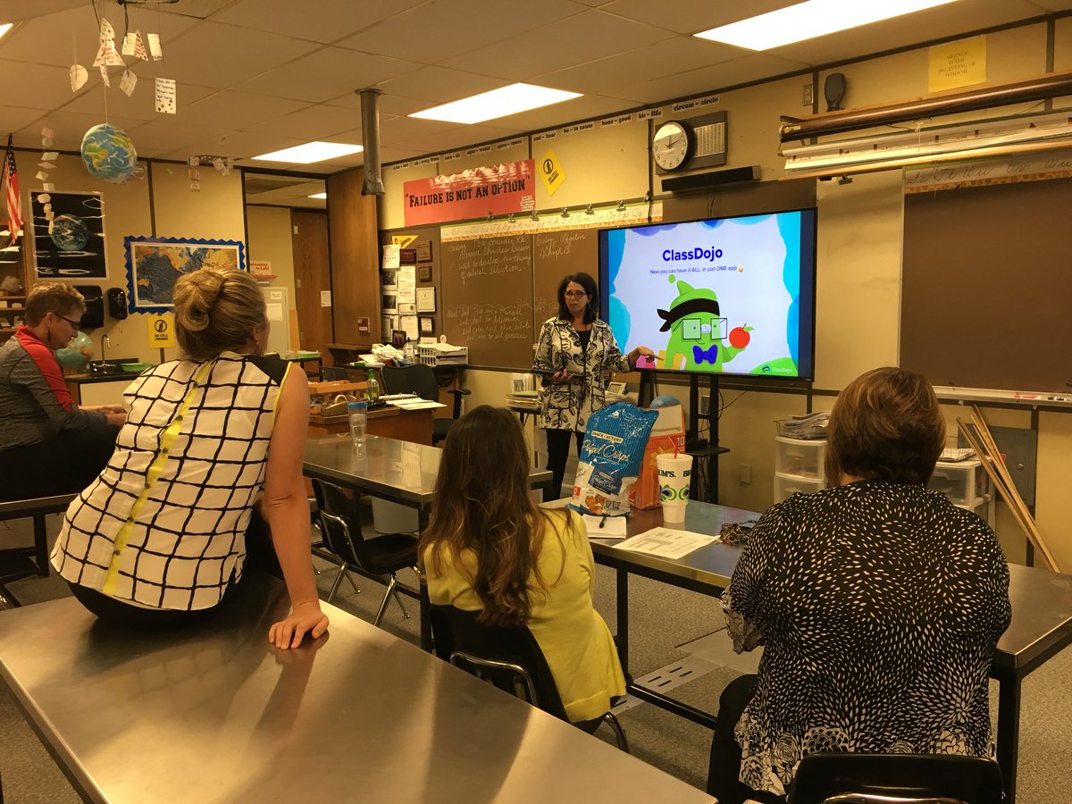 coachscheve's tweet photo. Tuesday brought two more โAppyโ hours at EHS! One for Class Dojo with @FrancesWecker and the other was Team Shake with Lana Ritchie. Both had applications for a wide variety of content areas! Great resources! #TeamEHS #roguepd #betterlearningtogether https://t.co/hbojS74Lsq