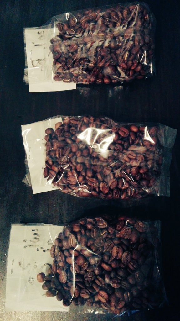 panroastedcoff's tweet photo. NEW BLEND COMING SOON !!! #coffee samples #LoveCoffee https://t.co/YdJm1yeR2s