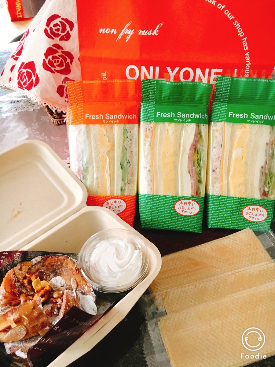 berrymyuu's tweet photo. 大村 #ONLYONE (#FLAFF)のサンドイッチとフレンチトーストで軽めのランチ😋✨ https://t.co/331c0UB1eO