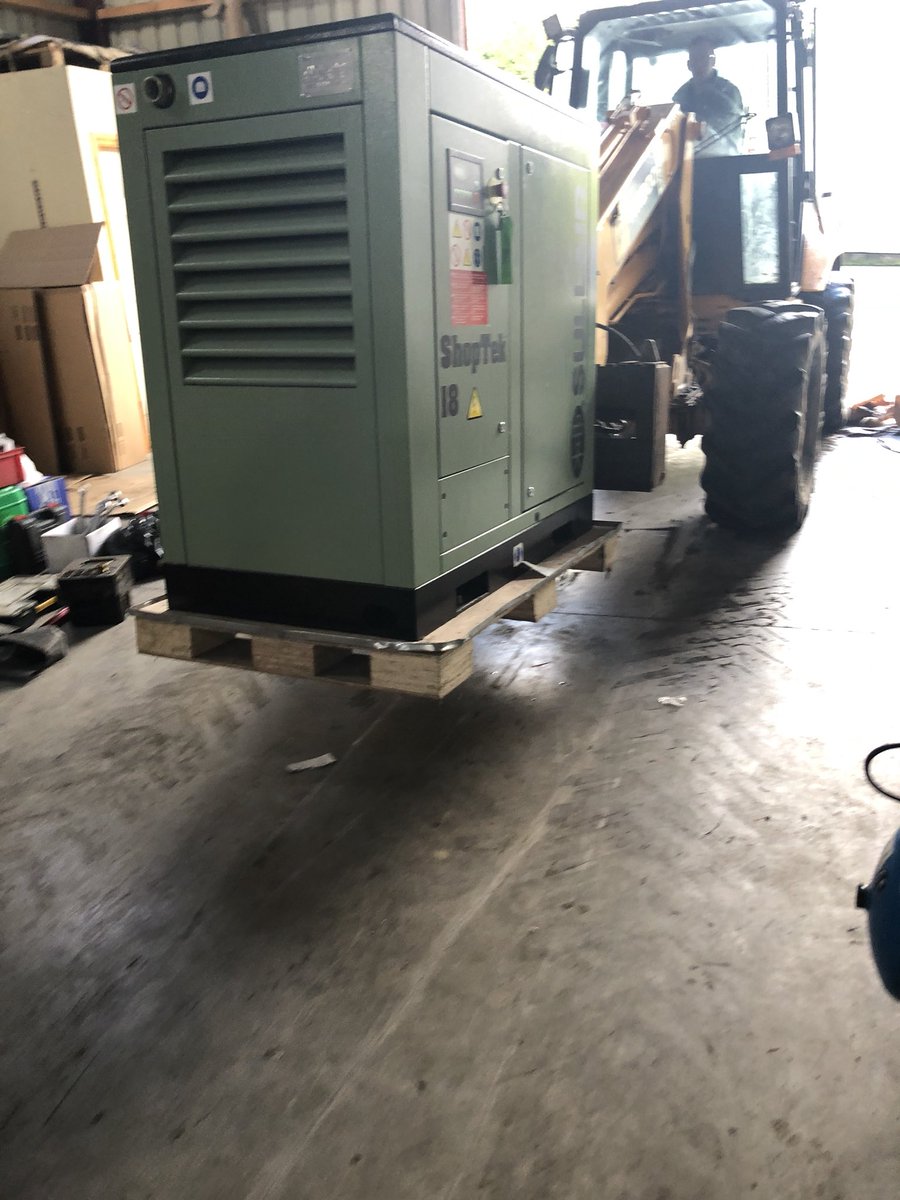 AirEnergyNILtd's tweet photo. #Sullair #compressor installs https://t.co/6uEnRMoCyA